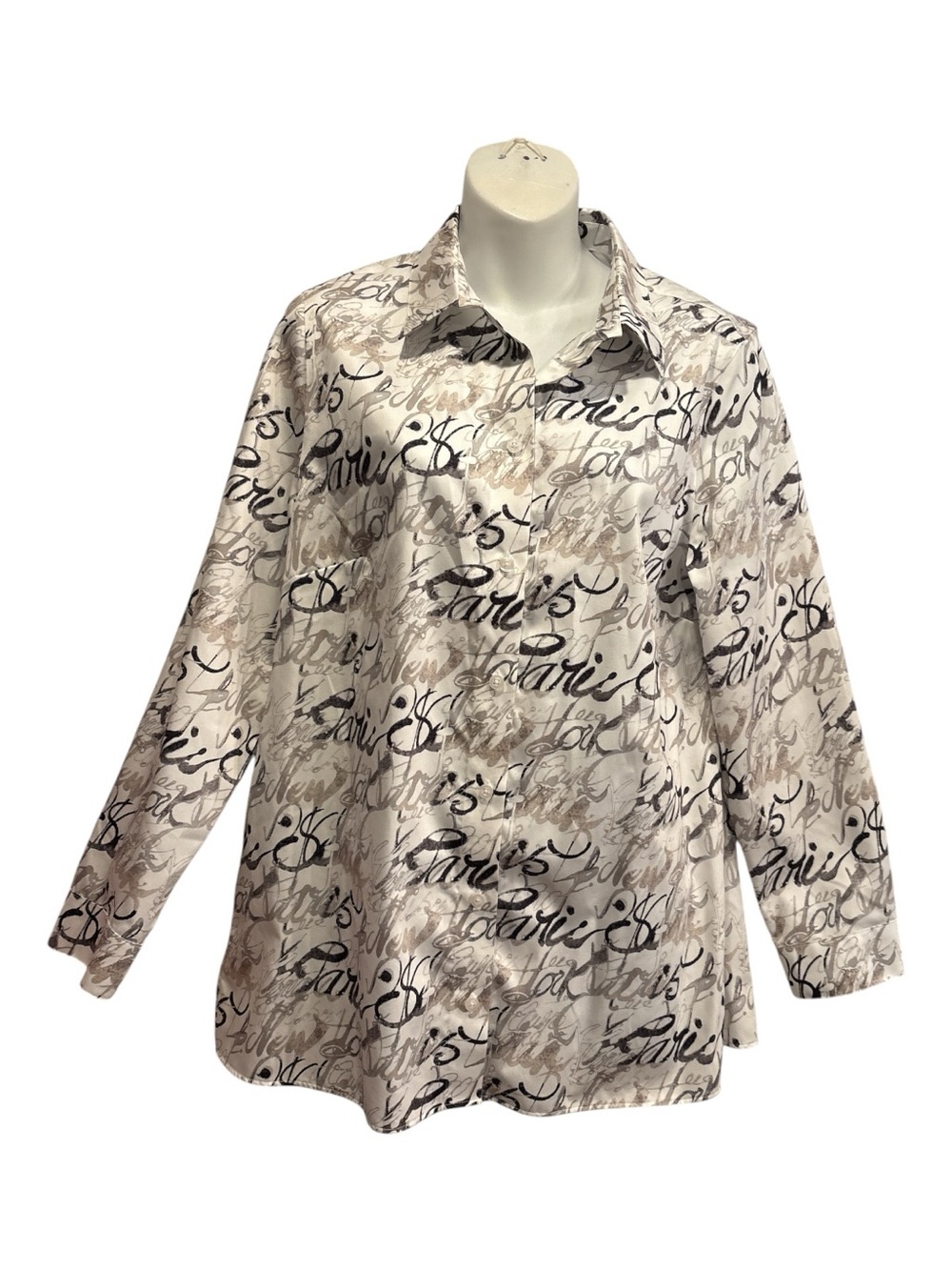 Chico's White and Black Script Button-Down Shirt size medium or Chicoβs size 1